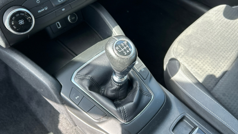 Ford Focus 1.5 EcoBlue 120 Zetec 5dr Diesel Hatchback